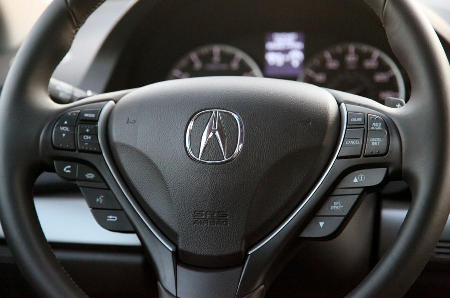 Детали интерьера Acura RDX (TB3/4) 2012 года  (фото 75 из 122)